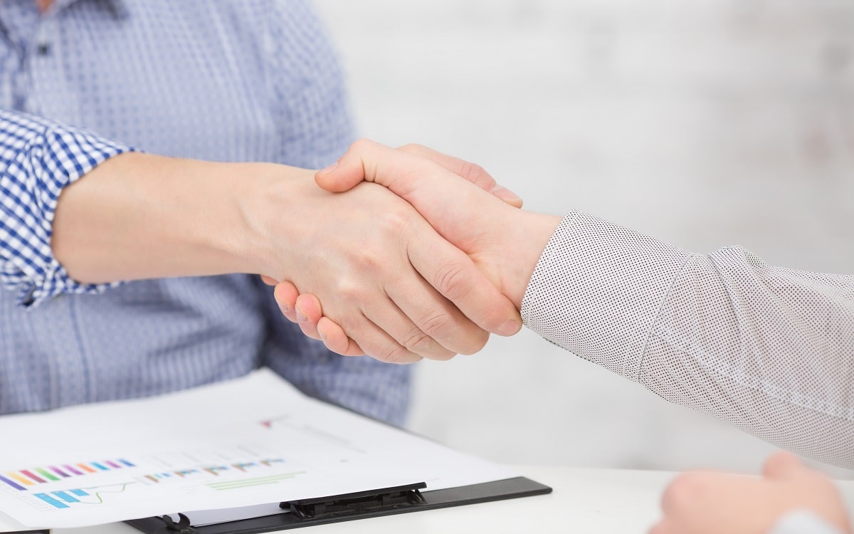 hand-shake